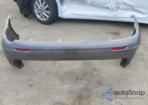 2013 Toyota Sienna Xle V6 8 Passenger z USA, uszkodzony, nr VIN 5TDYK3DC1DS353367